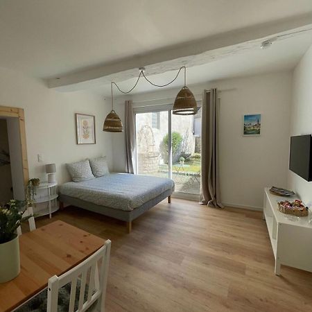 Appartement Chaleureux Blere Exterior photo